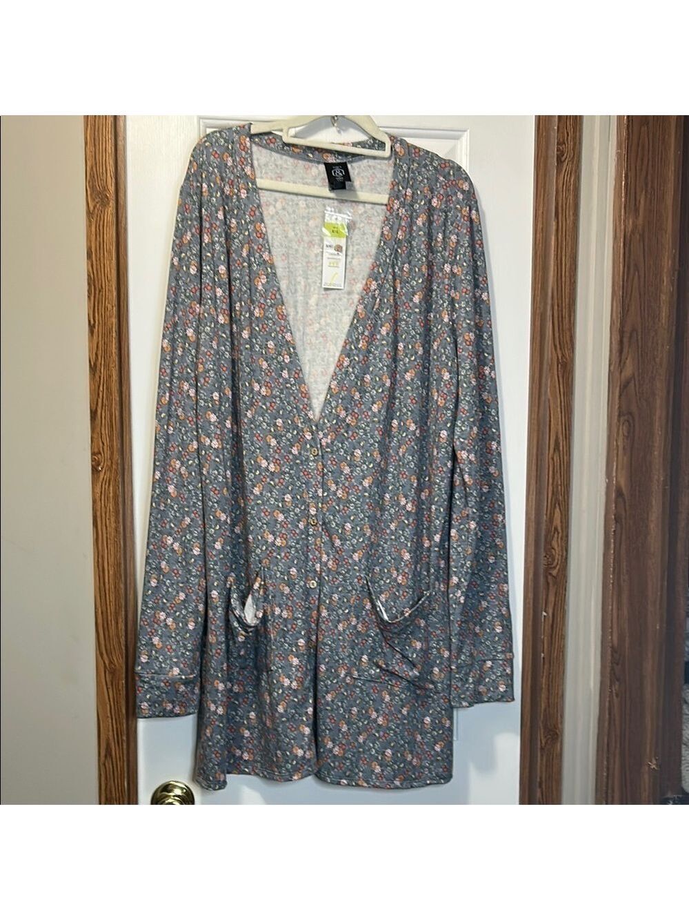 Agnes & Dora Gray Floral Cardigan XXL NWT